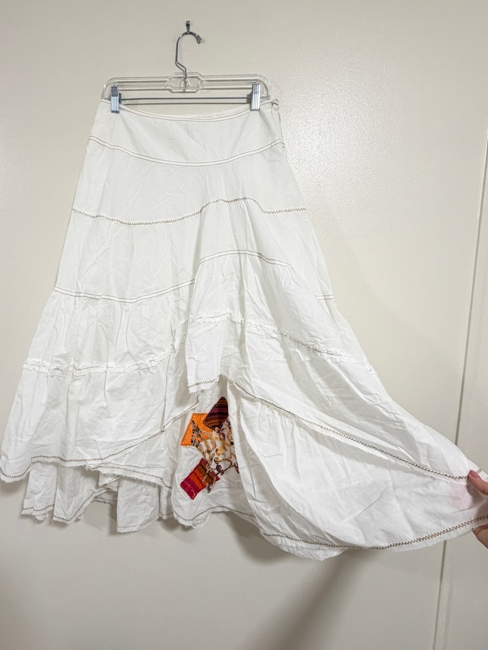 Boho Peasant white tiered maxi embroidered women's skirt size 10 y2k gypsy style